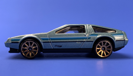 Машинка Базова Hot Wheels DMC Delorean The `80S 1:64 HKG84 Silver - Retromagaz, image 4