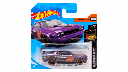 Машинка Базова Hot Wheels Dodge Challenger Drift Car Nightburnerz 1:64 FYD13 Purple - Retromagaz, image 1