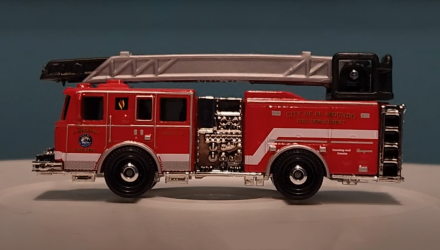 Тематична Машинка Matchbox Seagrave Fire Truck Moving Parts 1:64 FWD28/HVM99 Red - Retromagaz, image 4