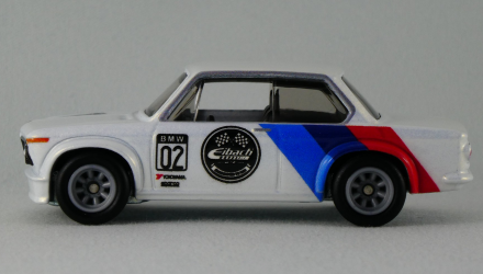 Машинка Premium Hot Wheels BMW 2002 Door Slammers 1:64 GJP79 White - Retromagaz, image 4