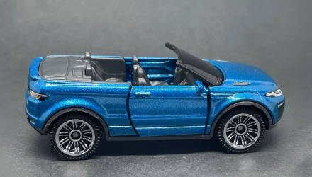 Тематическая Машинка Matchbox Range Rover Evoque Moving Parts 1:64 FWD28/HVN11 Blue - Retromagaz, image 3