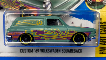 Машинка Базовая Hot Wheels Custom '69 Volkswagen Squareback Art Cars 1:64 DHR85 Green - Retromagaz, image 2