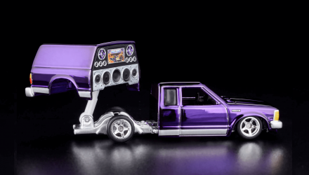 Машинка Premium Hot Wheels 1986 Nissan 720 King Cab Red Line Club RLC 1:64 HMY26 Purple - Retromagaz, image 4