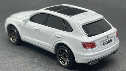 Машинка Большой Город Matchbox '18 Bentley Bentayga Metro 1:64 HLC97 White - Retromagaz, image 3