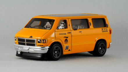 Машинка Базовая Hot Wheels Dodge Van Drift 1:64 GTB84 Yellow - Retromagaz, image 2