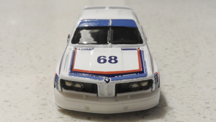 Машинка Базова Hot Wheels '73 BMW 3.0 CSL Race Car BMW 1:64 DHP29 White - Retromagaz, image 5