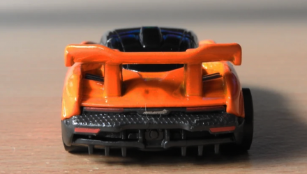 Машинка Базовая Hot Wheels Forza Horizon 4 McLaren Senna Exotics 1:64 FYG22 Orange - Retromagaz, image 6