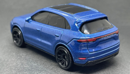 Машинка Велике Місто Matchbox Porsche Cayenne Turbo Metro 1:64 HLD01 Blue - Retromagaz, image 3