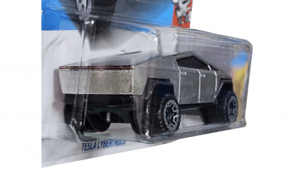 Машинка Базова Hot Wheels Tesla Cybertruck Rolling Metal 1:64 HTB55 Silver - Retromagaz, image 2