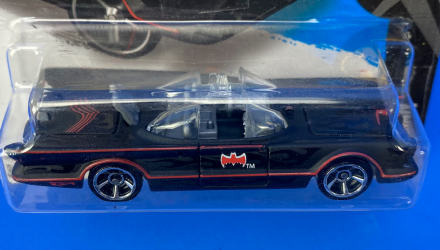 Машинка Базовая Hot Wheels TV Series Batmobile Batman 1:64 DHT15 Black - Retromagaz, image 3