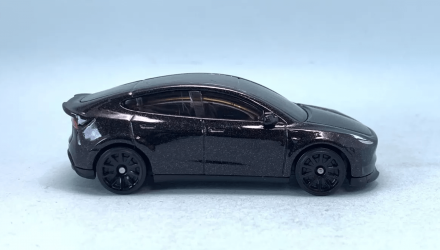 Машинка Базовая Hot Wheels Tesla Model Y Green Speed 1:64 HTC93 Black - Retromagaz, image 4