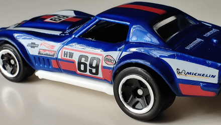 Машинка Базовая Hot Wheels '69 COPO Corvette Retro Racers 1:64 HCV10 Blue - Retromagaz, image 3