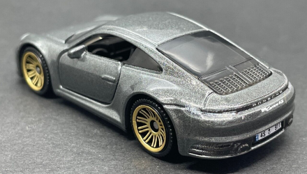 Тематическая Машинка Matchbox Porsche 911 Carrera 4S Moving Parts 1:64 FWD28/HLG22 Grey - Retromagaz, image 3