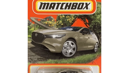 Машинка Большой Город Matchbox 2019 Mazda 3 Roadtrip 1:64 Gold - Retromagaz, image 1