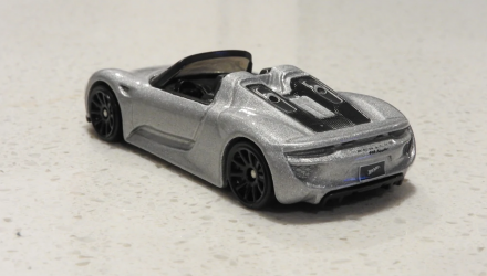 Машинка Базовая Hot Wheels Porsche 918 Spyder Factory Fresh 1:64 FPT66 Metallic Silver - Retromagaz, image 4