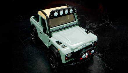 Машинка Premium Hot Wheels Land Rover Defender 90 Pickup Elite 64 1:64 HGW12 Green - Retromagaz, image 6