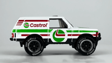 Тематическая Машинка Hot Wheels Range Rover Classic Castrol Speed Graphics 1:64 HRT08 White - Retromagaz, image 3