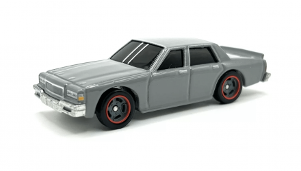 Машинка Premium Hot Wheels 1987 Chevy Caprice Fast & Furious 1:64 HRT98 Grey - Retromagaz, image 1