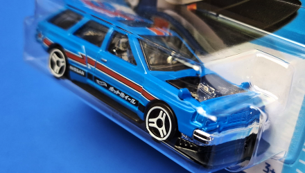 Машинка Базовая Hot Wheels Nissan Maxima Drift Car J-Imports 1:64 HKK65 Light Blue - Retromagaz, image 3