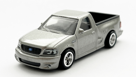 Машинка Premium Hot Wheels '99 Ford F-150 SVT Lightning Hyper Haulers 1:64 GRJ88 Metallic Silver - Retromagaz, image 3