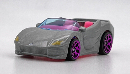 Машинка Базова Hot Wheels Barbie Extra Tooned 1:64 HCT35 Metallic Silver - Retromagaz, image 2