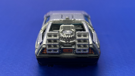 Машинка Базовая Hot Wheels DeLorean DMC-12 Back to the Future Time Machine Screen Time 1:64 HCV54 HHF15 Silver - Retromagaz, image 6