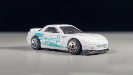 Машинка Базовая Hot Wheels '95 Mazda RX-7 J-Imports 1:64 HTC46 White - Retromagaz, image 4