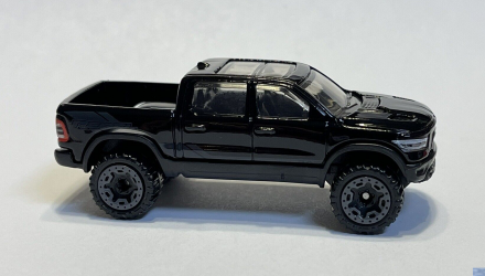 Машинка Базовая Hot Wheels 2020 Ram 1500 Rebel Factory Fresh 1:64 HTD63 Black - Retromagaz, image 1