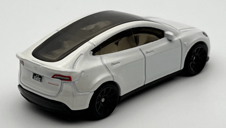 Машинка Базовая Hot Wheels Tesla Model Y Green Speed 1:64 HKG28 White - Retromagaz, image 2