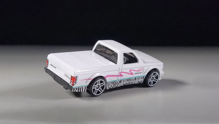 Машинка Базовая Hot Wheels '91 GMC Syclone The `90S 1:64 HTB09 White - Retromagaz, image 2