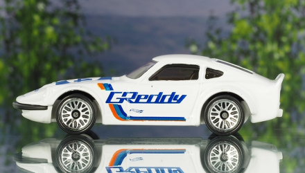 Машинка Базовая Hot Wheels Nissan Fairlady Z Greddy Speed Graphics 1:64 FJW49 White - Retromagaz, image 4