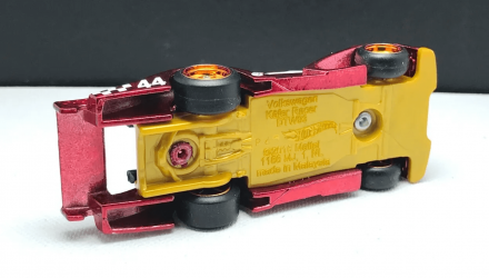 Машинка Базова Hot Wheels Volkswagen Käfer Racer Super Treasure Hunt STH Contoured 1:64 HCY09 Red - Retromagaz, image 4