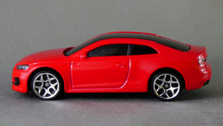 Машинка Базовая Hot Wheels Audi RS 5 Coupe Factory Fresh 1:64 FYB36 Red - Retromagaz, image 4