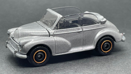 Тематична Машинка Matchbox Morris Minor 70th Special Edition Moving Parts 1:64 FWD28/HLG35 Silver - Retromagaz, image 2