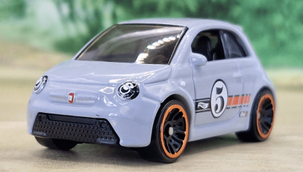 Машинка Базова Hot Wheels Fiat 500e Compact Kings 1:64 HTC18 Grey - Retromagaz, image 2