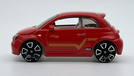 Машинка Базовая Hot Wheels Fiat 500e Green Speed 1:64 HKK24 Red - Retromagaz, image 4