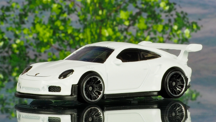 Машинка Базовая Hot Wheels Porsche 911 GT3 RS Then and Now 1:64 FJX93 White - Retromagaz, image 2