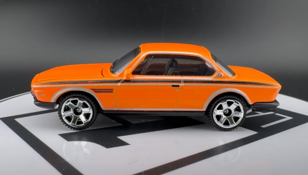 Тематическая Машинка Matchbox 1973 BMW CSL 3.0 Moving Parts 1:64 FWD28/HVM70 Orange - Retromagaz, image 4