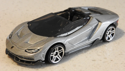 Машинка Базова Hot Wheels '16 Lamborghini Centenario Roadster Roadsters 1:64 FYB38 Grey - Retromagaz, image 2