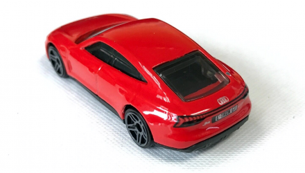 Машинка Базовая Hot Wheels Audi RS E-Tron GT Green Speed 1:64 HCX39 Red - Retromagaz, image 3