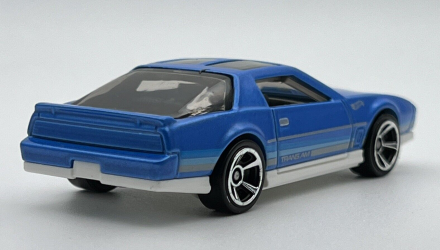 Машинка Базова Hot Wheels '84 Pontiac Firebird Muscle Mania 1:64 HKJ57 Metallic Blue - Retromagaz, image 3