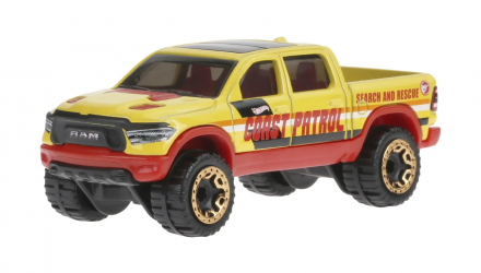 Машинка Базовая Hot Wheels 2020 RAM 1500 Rebel Treasure Hunts Rescue 1:64 HKL04 Yellow - Retromagaz, image 2