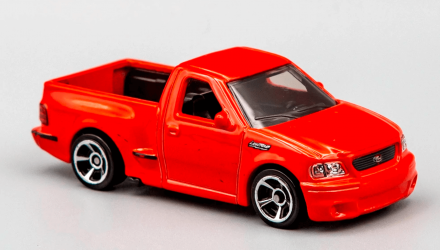 Машинка Базовая Hot Wheels '99 Ford F-150 SVT Lightning Fast & Furious Hot Trucks 1:64 GRY97 Red - Retromagaz, image 2