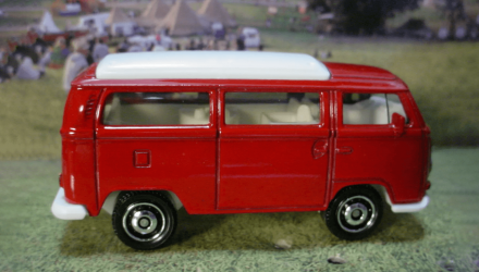 Тематическая Машинка Matchbox 1970 Volkswagen T2 Bus Germany 1:64 HVT70/HVV22 Red - Retromagaz, image 2