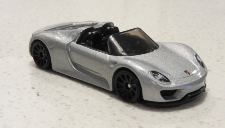 Машинка Базовая Hot Wheels Porsche 918 Spyder Factory Fresh 1:64 FPT66 Metallic Silver - Retromagaz, image 2