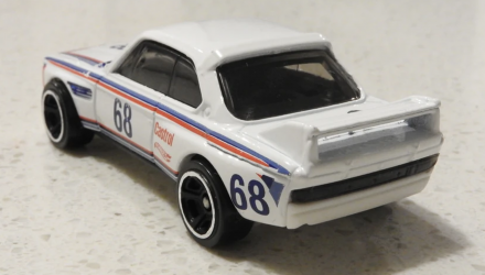 Машинка Базова Hot Wheels '73 BMW 3.0 CSL Race Car BMW 1:64 DHP29 White - Retromagaz, image 3