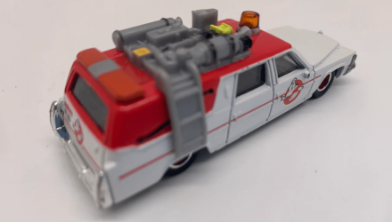 Машинка Premium Hot Wheels Ecto-1 Ghostbusters Rep. Entertainment 1:64 DWJ72 White - Retromagaz, image 2