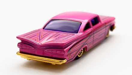 Машинка Базовая Hot Wheels '59 Chevy Impala Chevy Bel Air 1:64 HCV08 Pink - Retromagaz, image 5