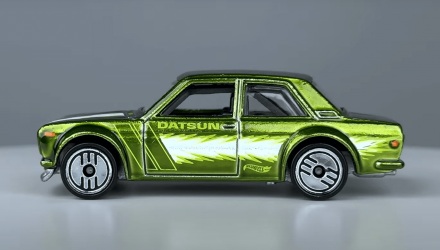 Тематическая Машинка Hot Wheels '71 Datsun 510 Ultra Hots 1:64 HDG52/HRX09 Green - Retromagaz, image 3