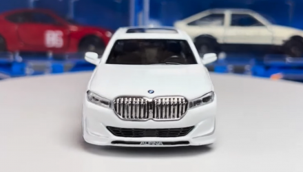 Машинка Premium MINI GT BMW Alpina B7 xDrive 1:64 White - Retromagaz, image 5